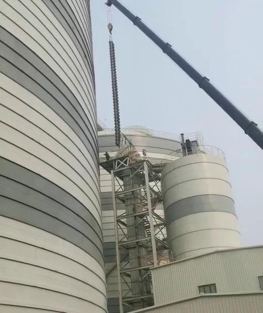 NE200斗式提升機(jī)安裝現(xiàn)場視頻